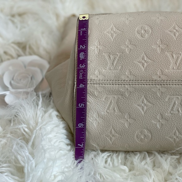 Louis Vuitton Luminuese Monogram Leather cream Crossbody Purse Authentic - Picture 8 of 10